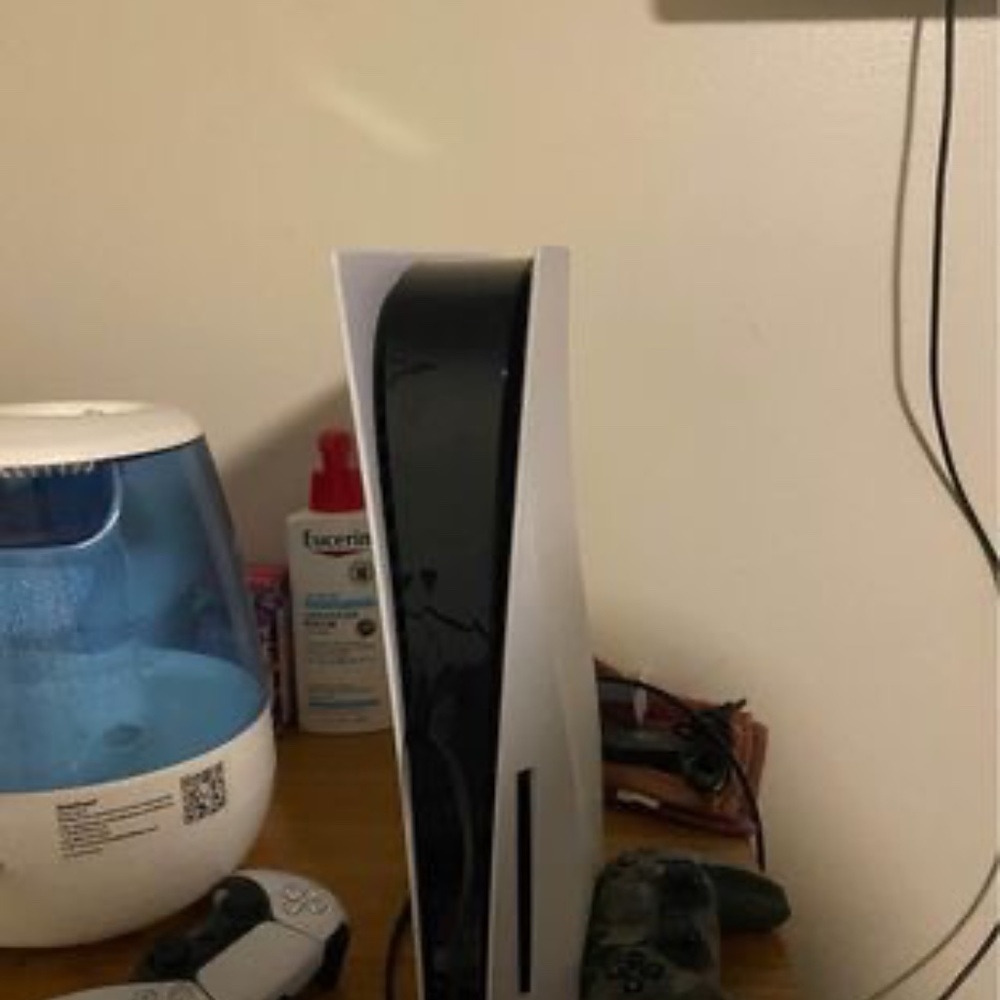 Ps5 - Picture 2 of 4